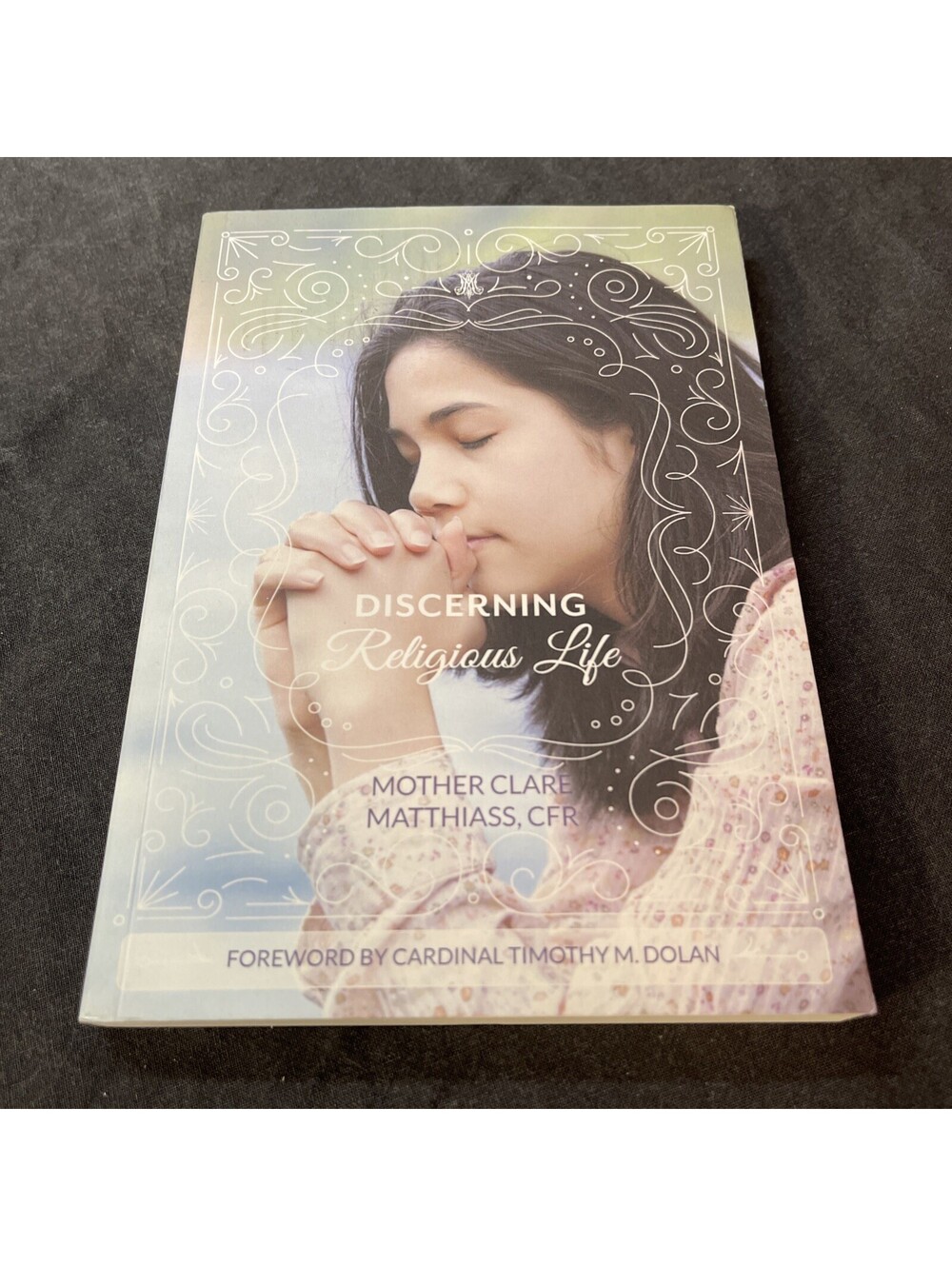 Discerning Religious Life - Paperback, by Matthiass Mother Clare - Very Good
